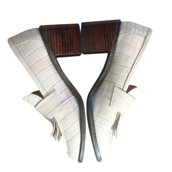 ALL BLACK Cream Croc Embossed Heeled Loafers Size 9.5 - Picture 2 of 14